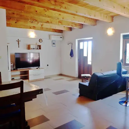 In Starigrad-paklenica 34262