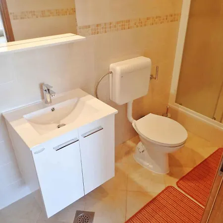 In Starigrad-paklenica 34262 Starigrad Paklenica