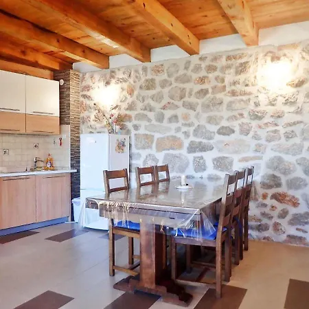 Vakantiehuis In Starigrad-paklenica 34262 *