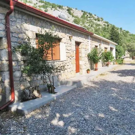 In Starigrad-paklenica 34262 Vakantiehuis Starigrad Paklenica