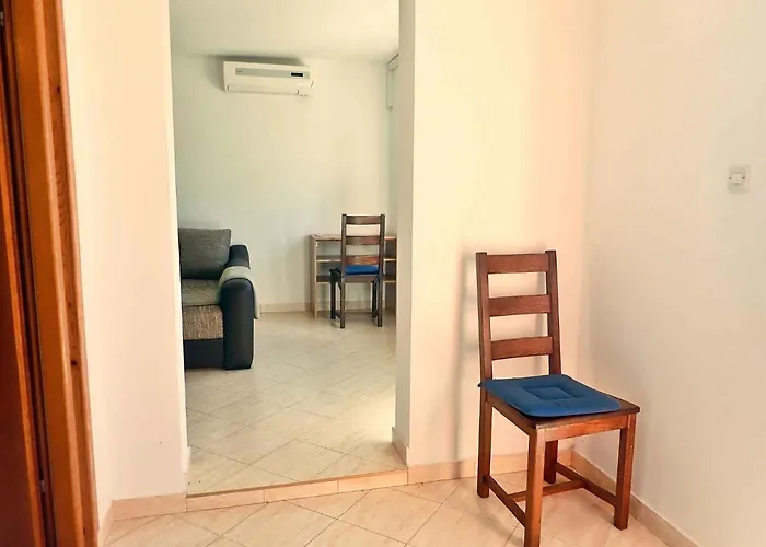 In Starigrad-paklenica 34262 Дом отдыха Стариград-Пакленица