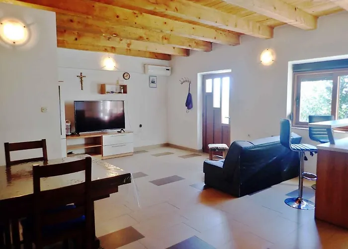 In Starigrad-paklenica 34262